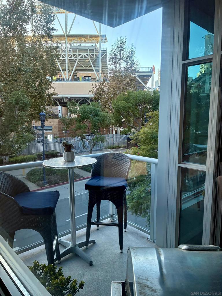 Downtown - Residential Lease