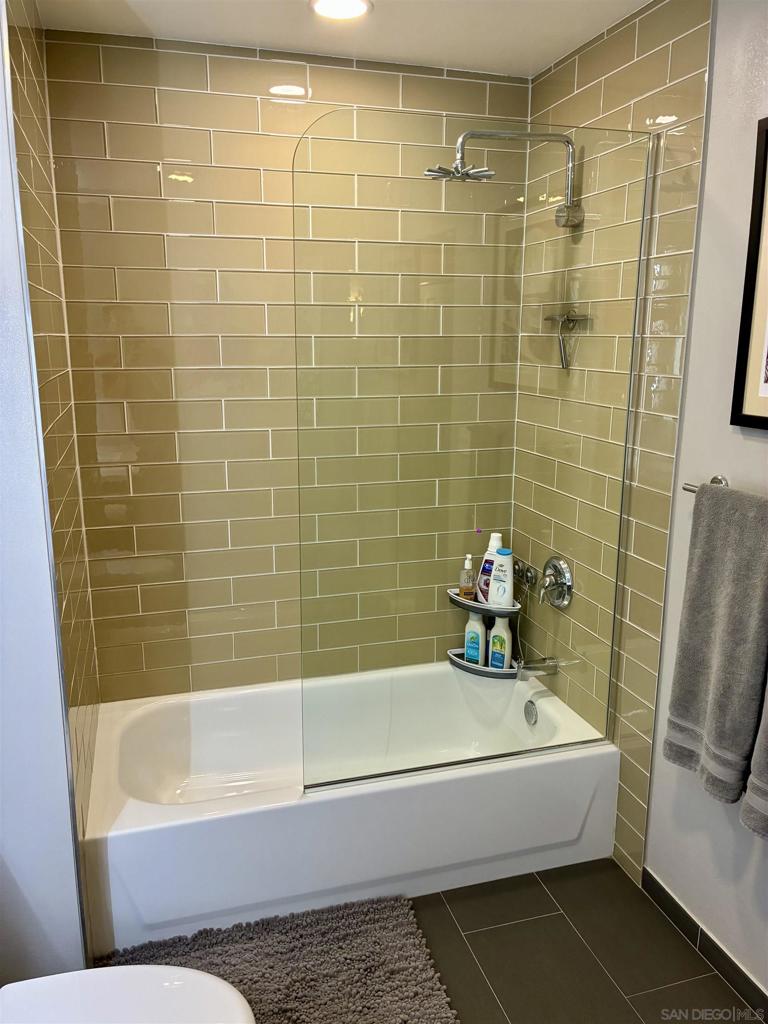 Downtown - Residential Lease