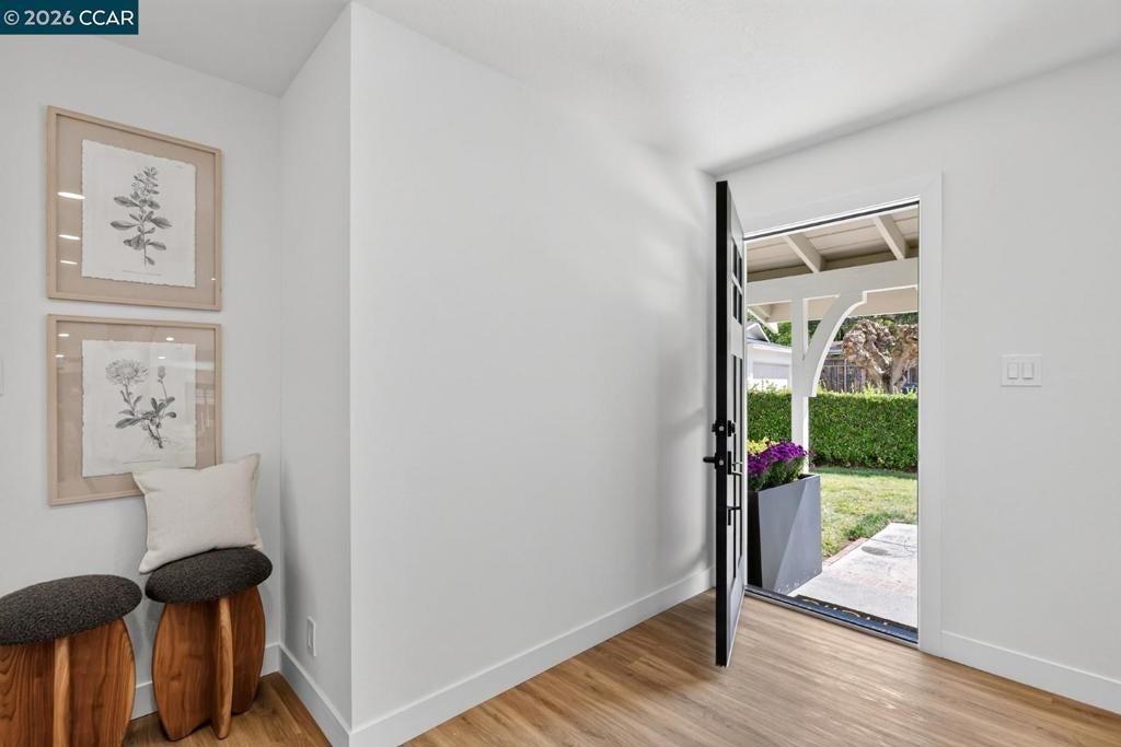 37 Alden Ct