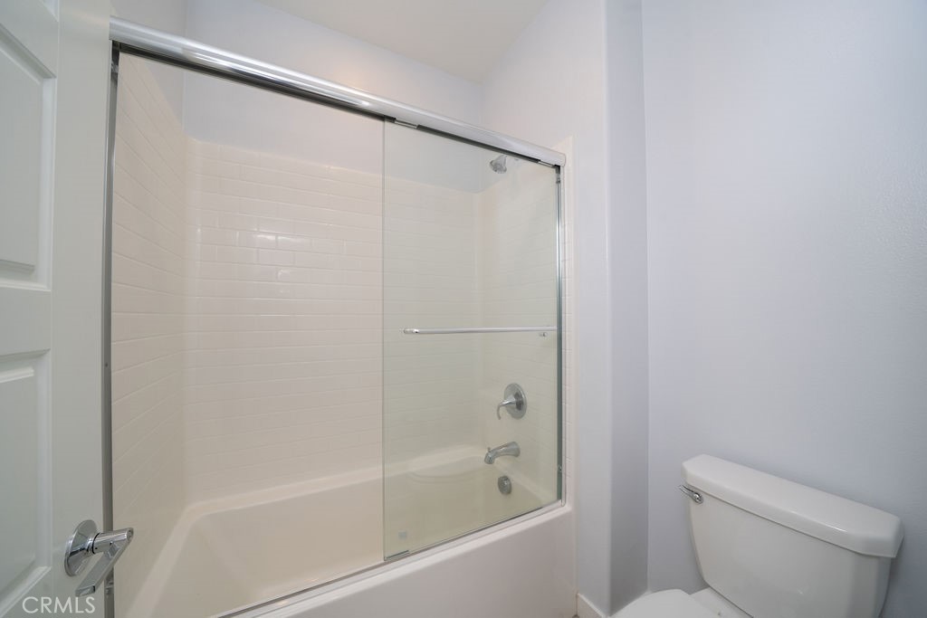 (OTHR)/Levity at Tustin Legacy - Residential Lease