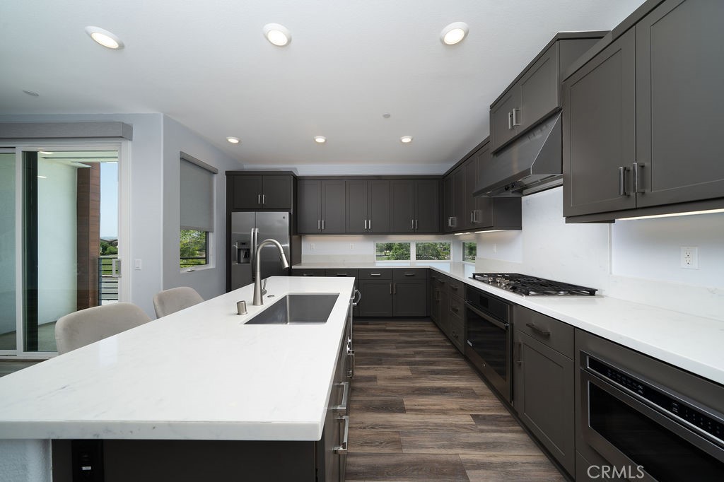 (OTHR)/Levity at Tustin Legacy - Residential Lease