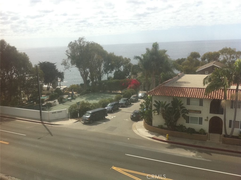 240 Moss Street 8