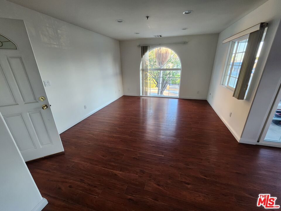335 -337 E Providencia Avenue