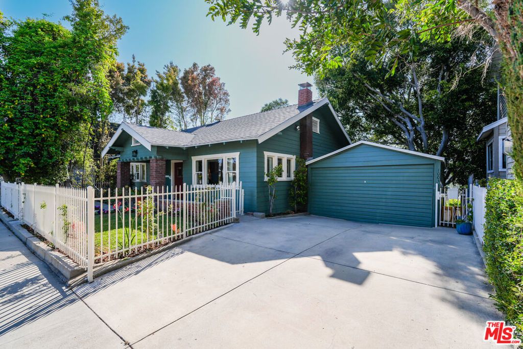 listing image 130722892013539825194