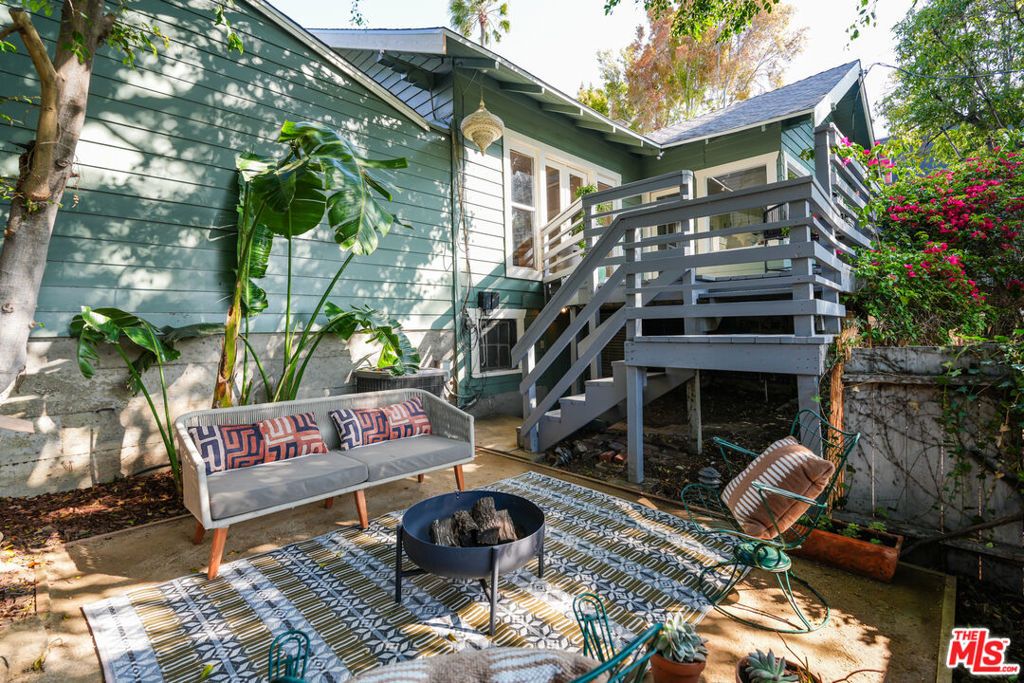 listing image 130727641562354925057