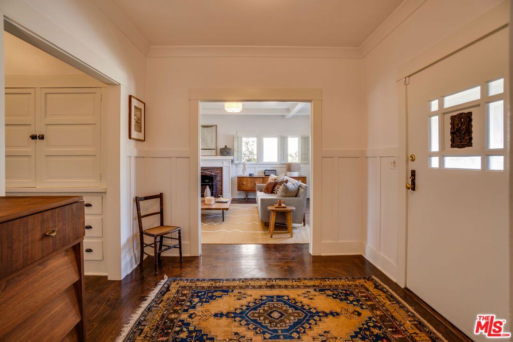 listing image 130721316107414065564