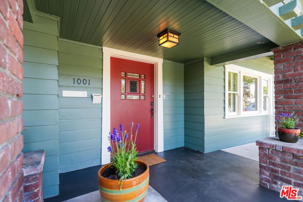 listing image 130722086084628929770