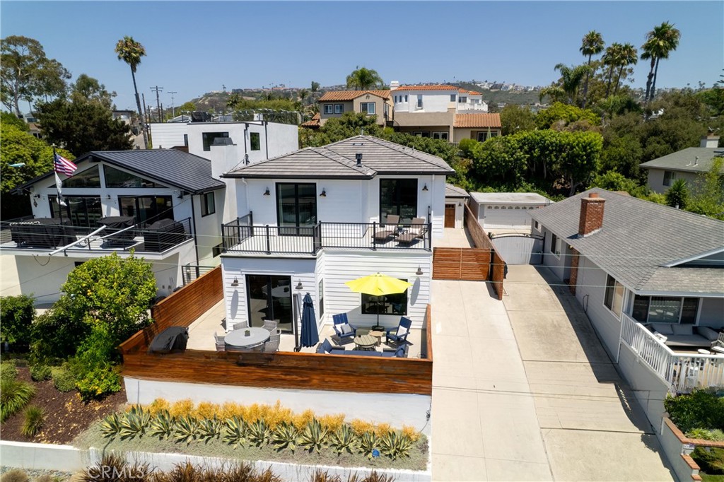 1703 S Ola Vista
