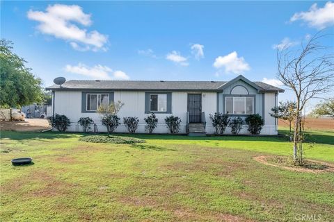 Photo of 25750 Avenue 20 1/2, Madera, CA 93638 (MLS # MD25265250)