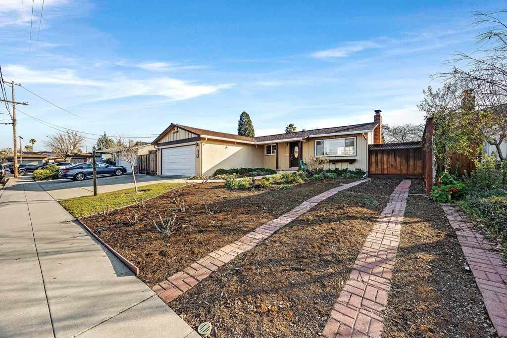 Photo of 1009 Lisbon Avenue Ave, Livermore, CA 94550 (MLS # 41122026)
