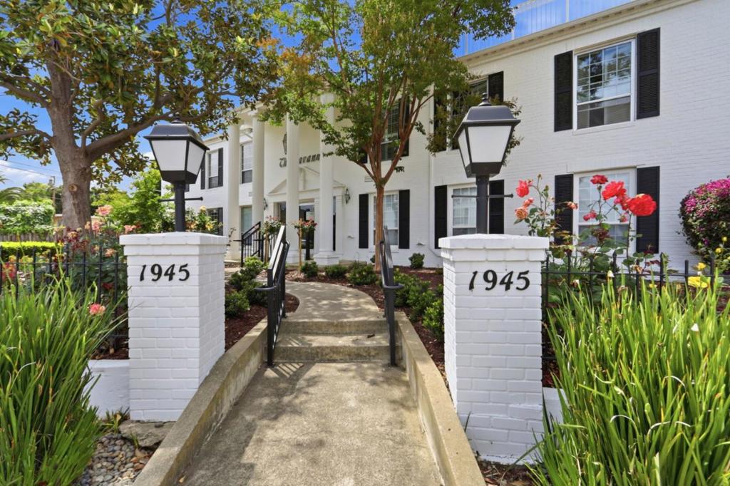 1945 Mount Vernon Court 4
