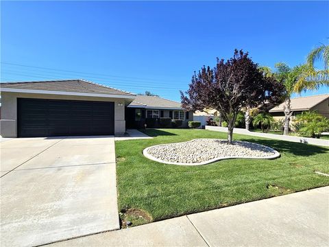 Photo of 525 Cedar View DR, Beaumont, CA 92223 (MLS # IG26113847)