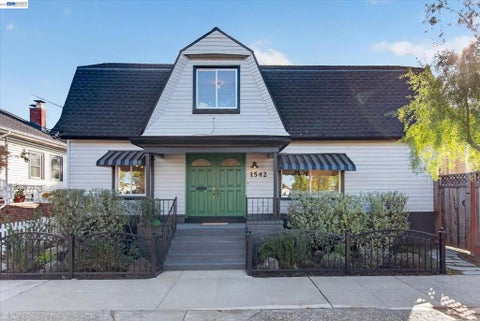 Photo of 1542 Third St ST, Alameda, CA 94501 (MLS # 41150527)