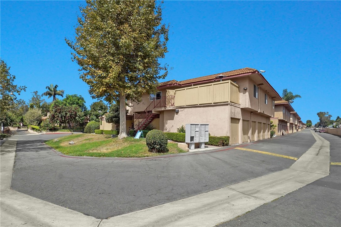 31608 Los Rios 147