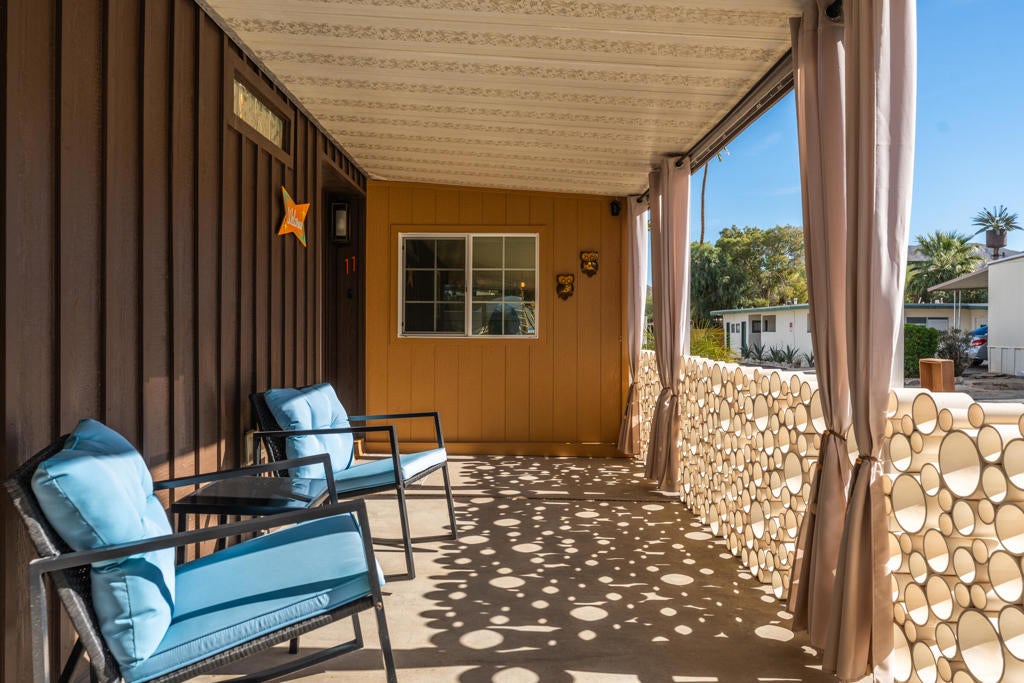 11 Ocotillo Lane