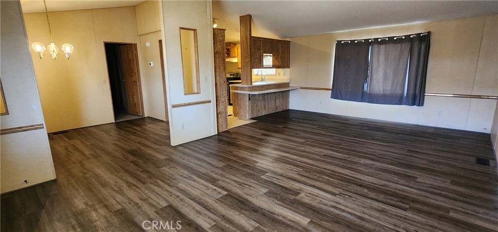 3589 Wells Road 99
