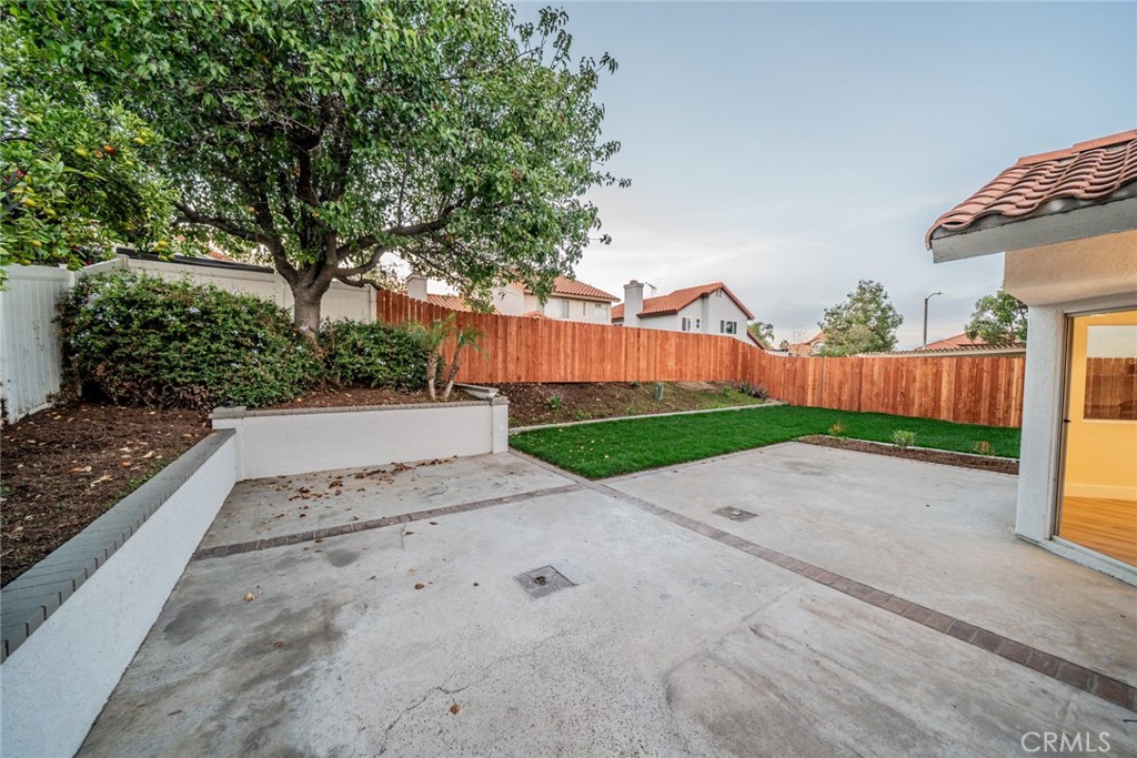 Coronita - Residential