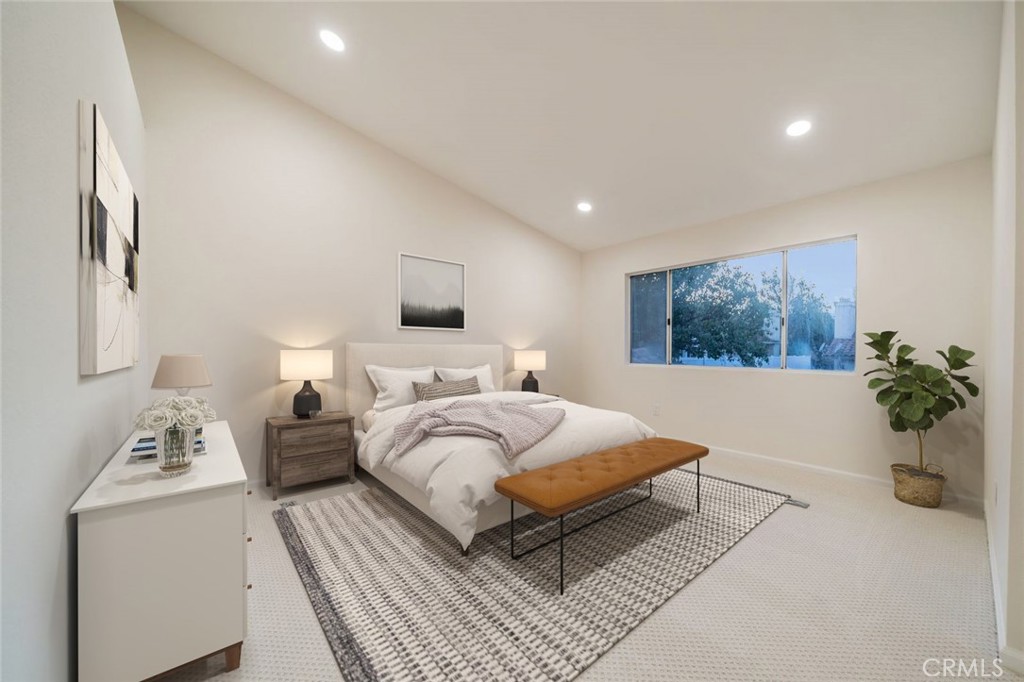 Coronita - Residential