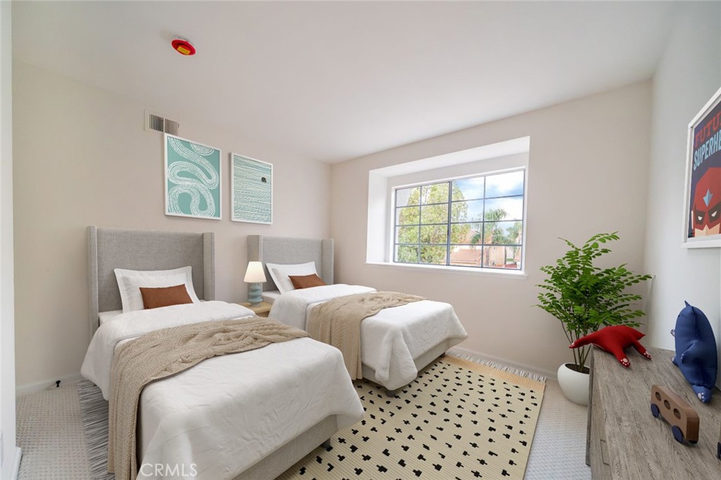 Coronita - Residential