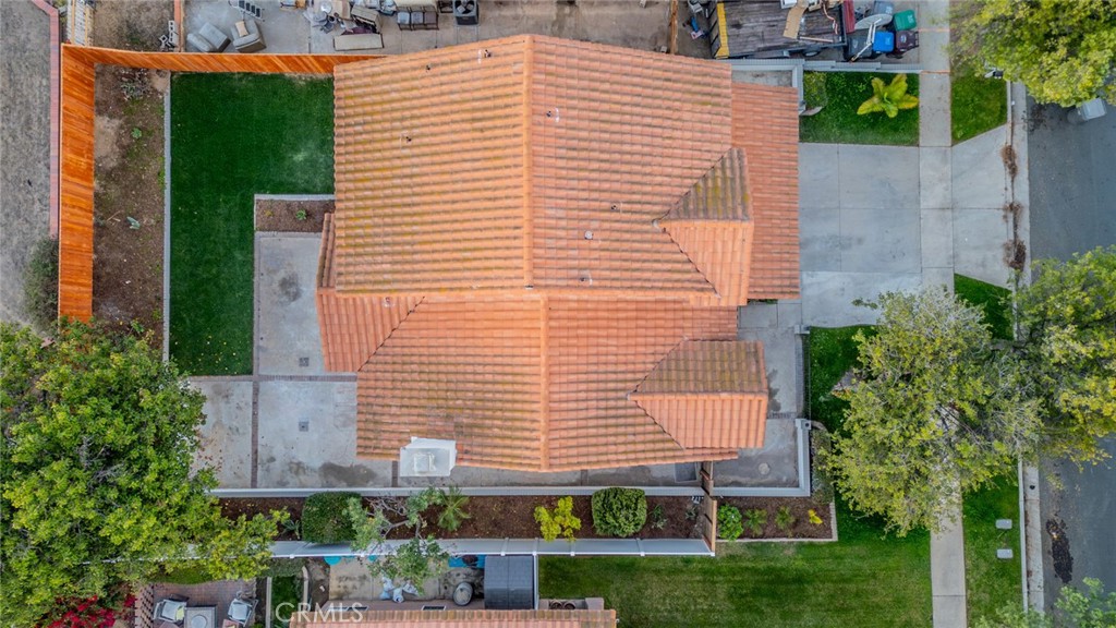 Coronita - Residential