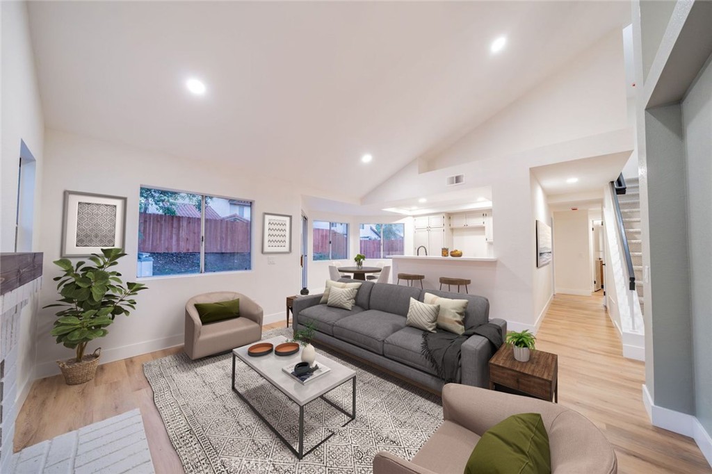 Coronita - Residential