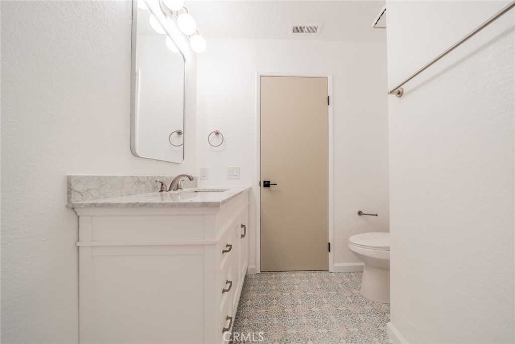 Coronita - Residential