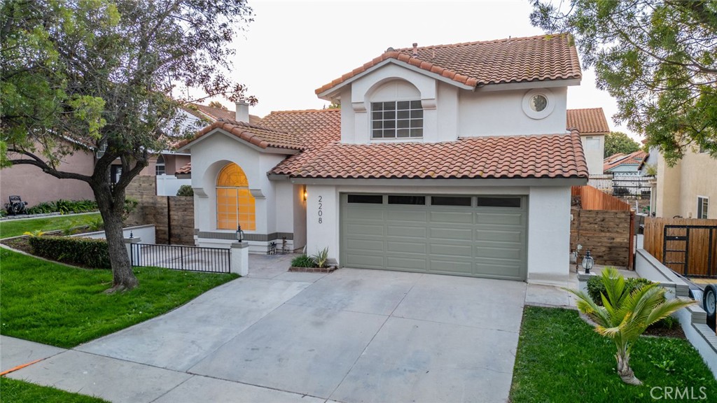 Coronita - Residential