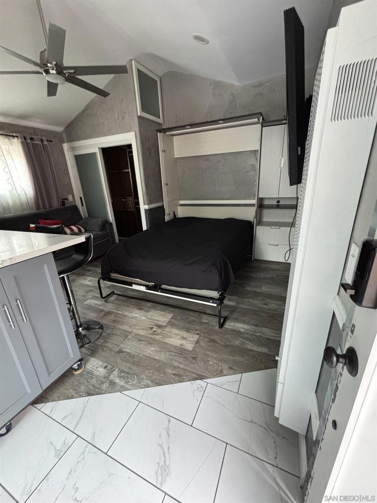 Pacific Beach - Residential Income