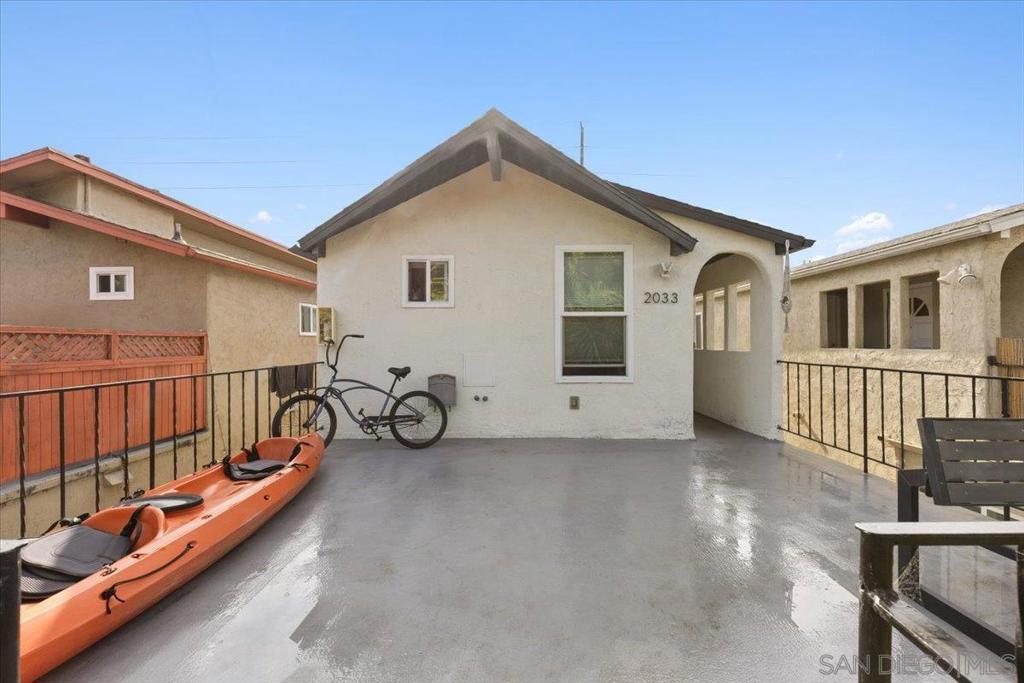 Pacific Beach - Residential Income