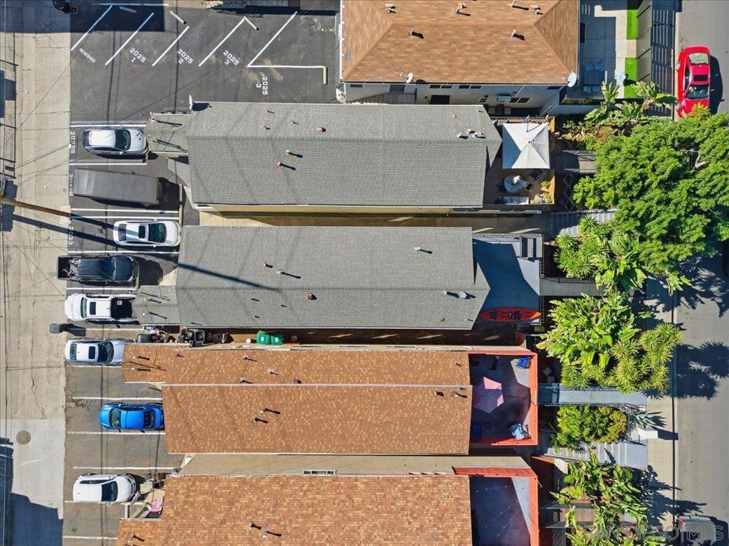 Pacific Beach - Residential Income