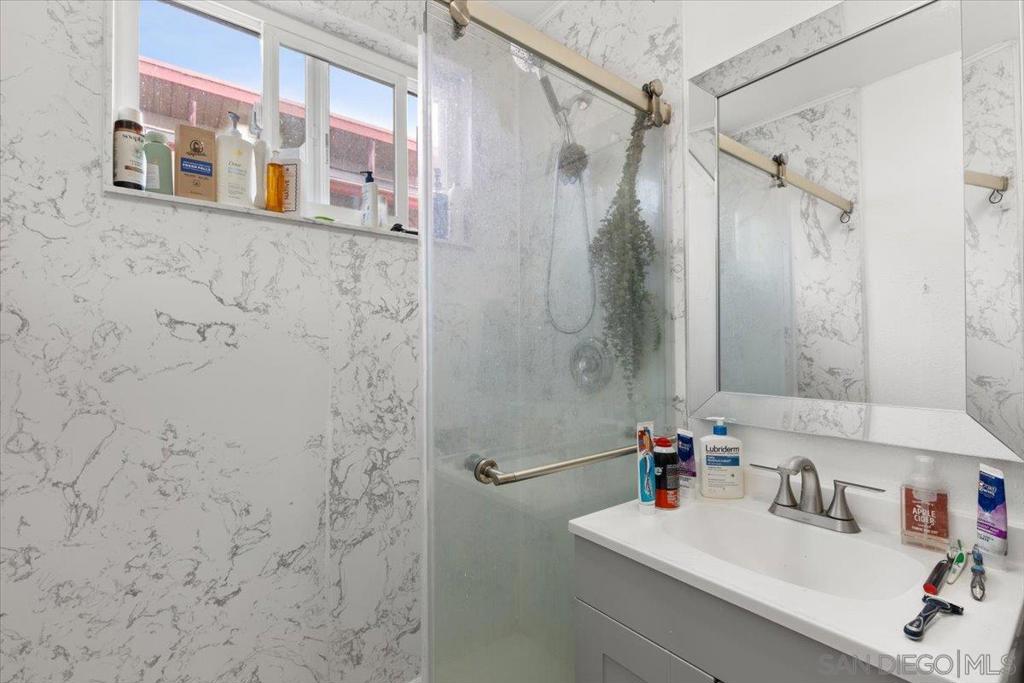 Pacific Beach - Residential Income