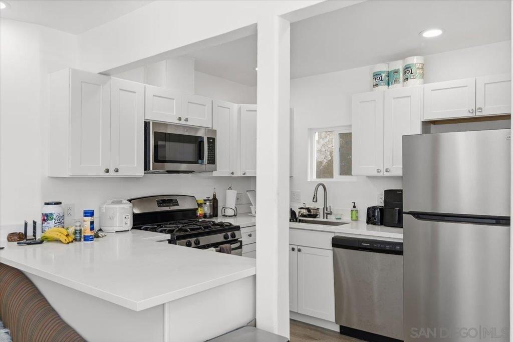 Pacific Beach - Residential Income