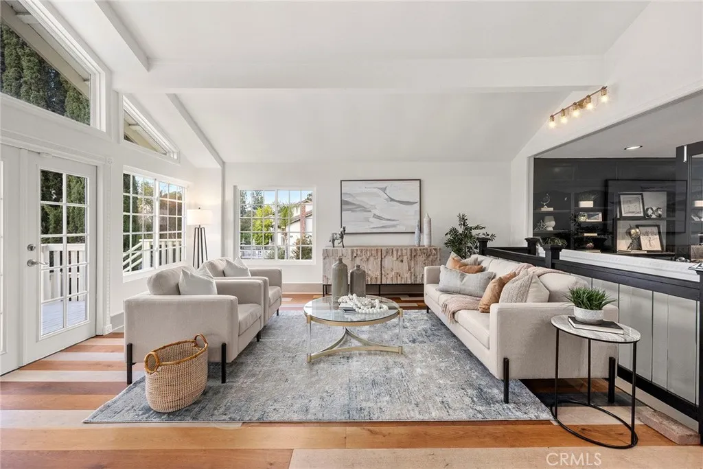 Anaheim Hills, California 92807, United States, 4 Bedrooms Bedrooms, ,4 BathroomsBathrooms,Residential,Active,244360