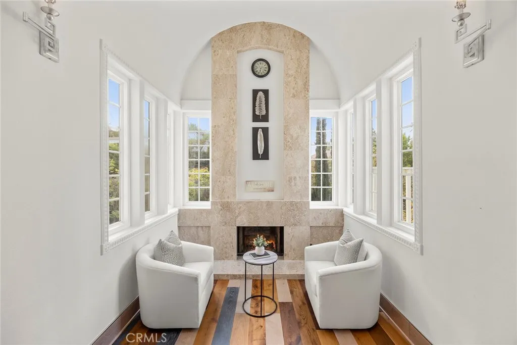 Anaheim Hills, California 92807, United States, 4 Bedrooms Bedrooms, ,4 BathroomsBathrooms,Residential,Active,244360