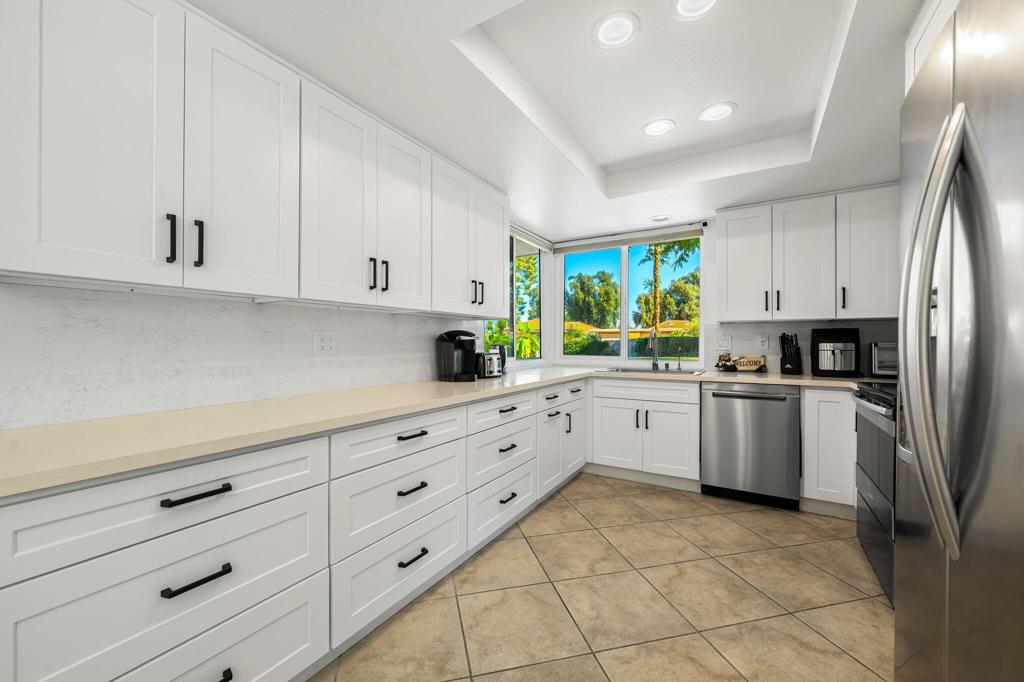 Sunrise C.C. - Residential