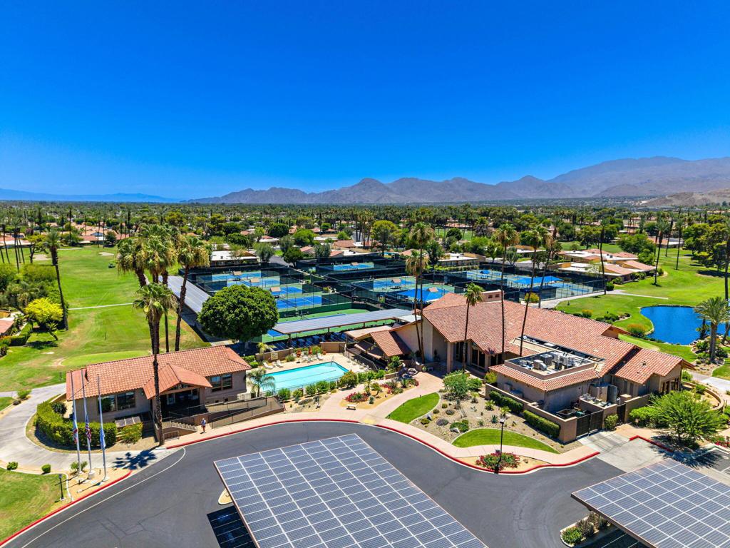 Sunrise C.C. - Residential