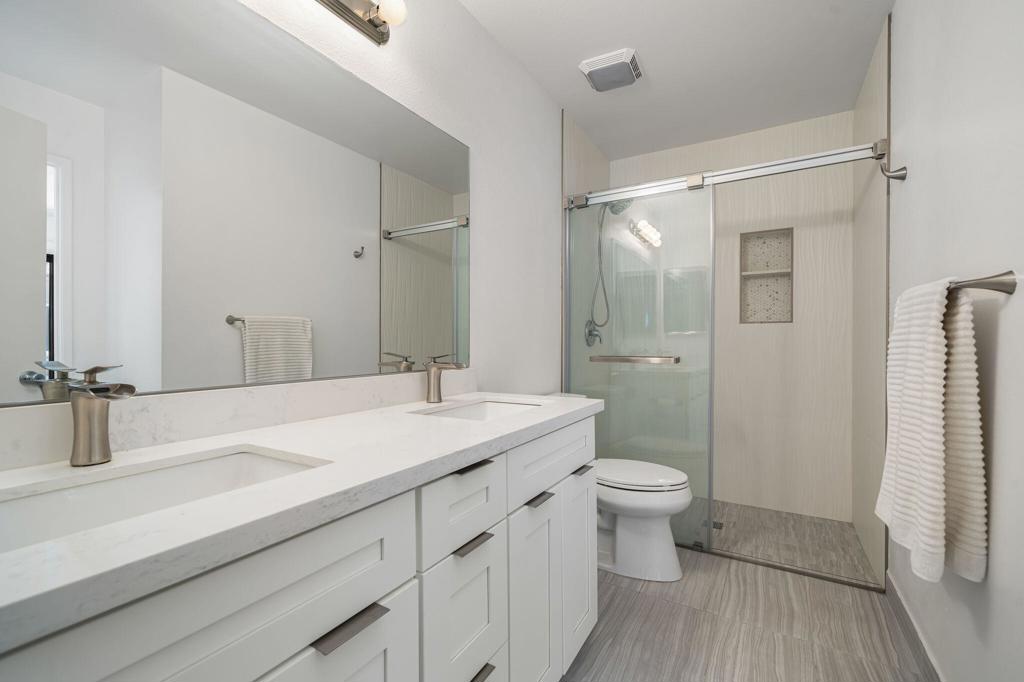 Sunrise C.C. - Residential