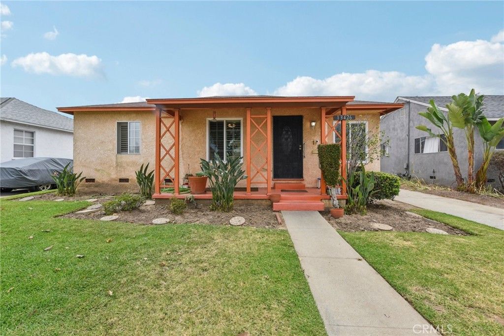 Photo of 13426 Crocker Street, Los Angeles, CA 90061 (MLS # PW25273296)