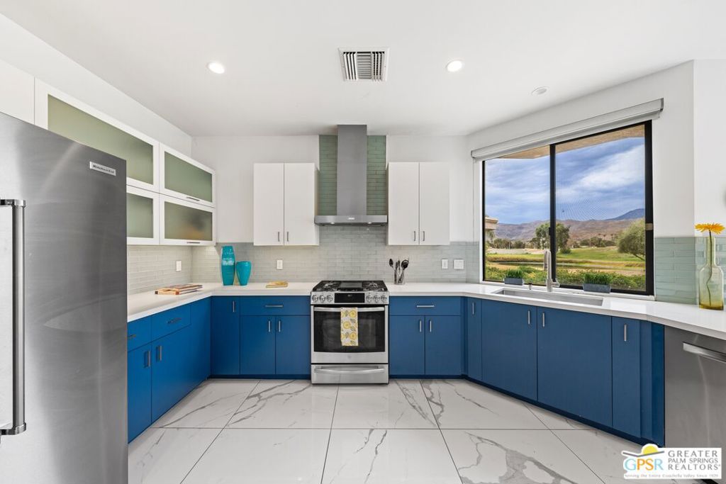 Cathedral Canyon Country Club - Residential