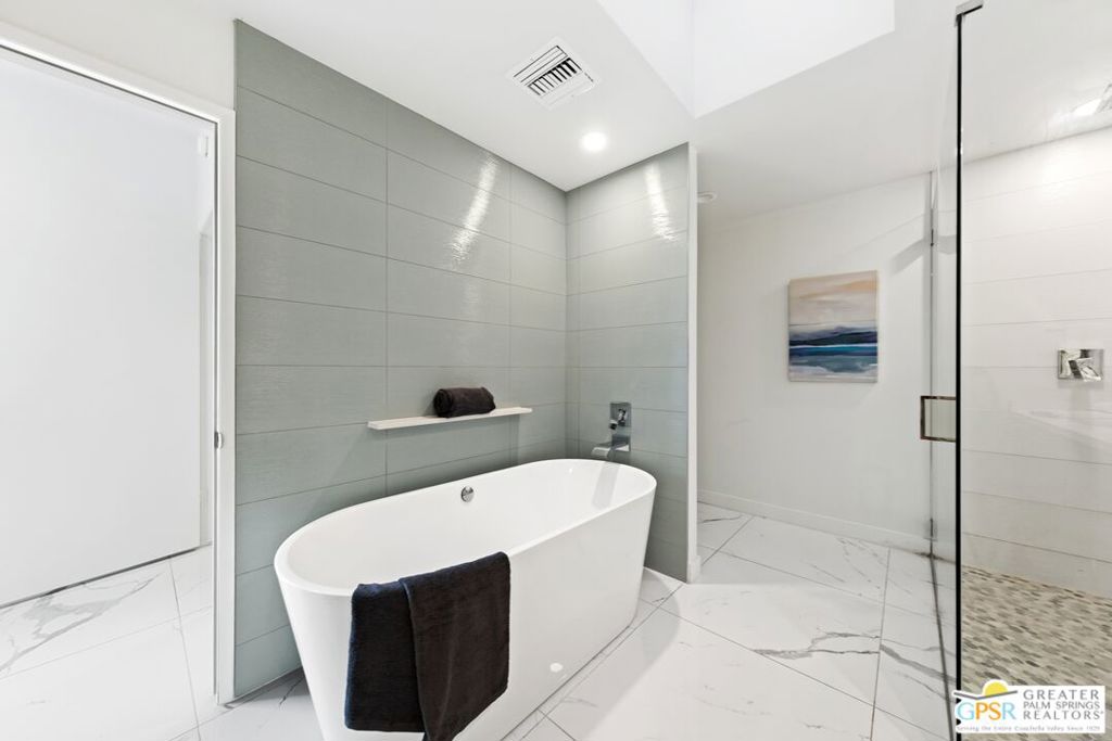 Cathedral Canyon Country Club - Residential