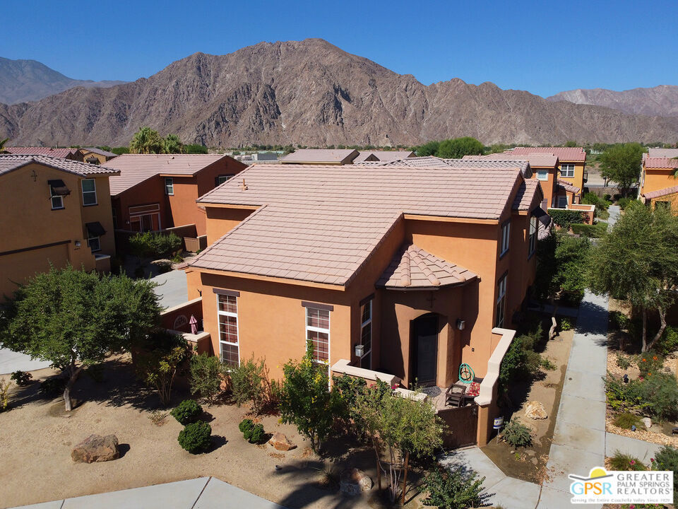 52260 Desert Spoon Court
