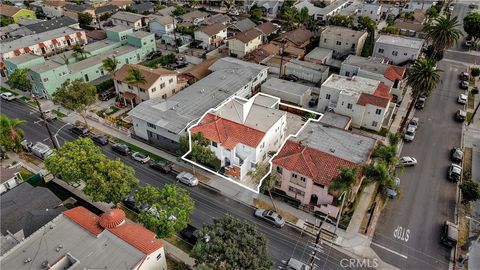 Photo of 1408 Walnut Ave, Long Beach, CA 90813 (MLS # OC25243436)