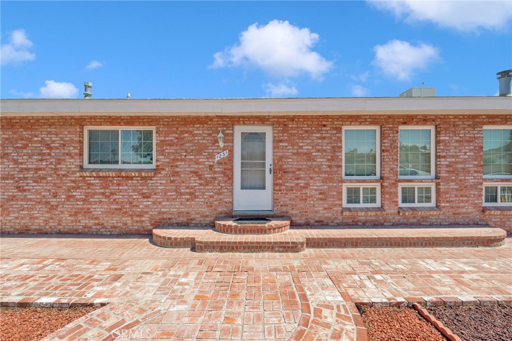 1231 Mecca Drive