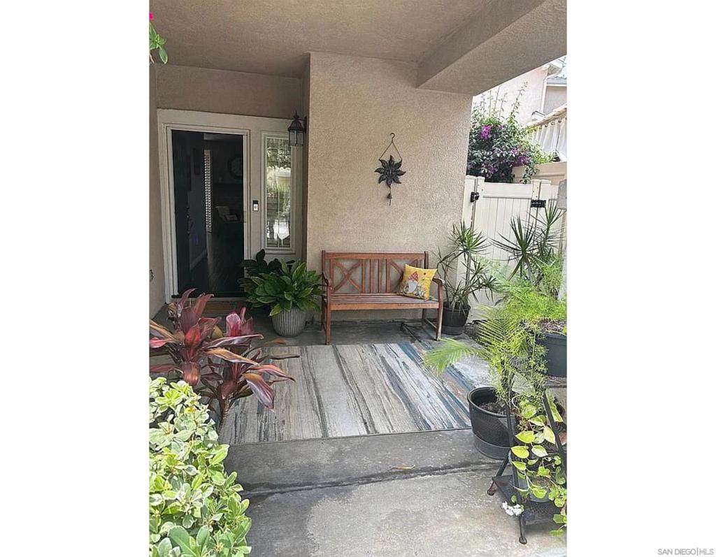2995 W Canyon