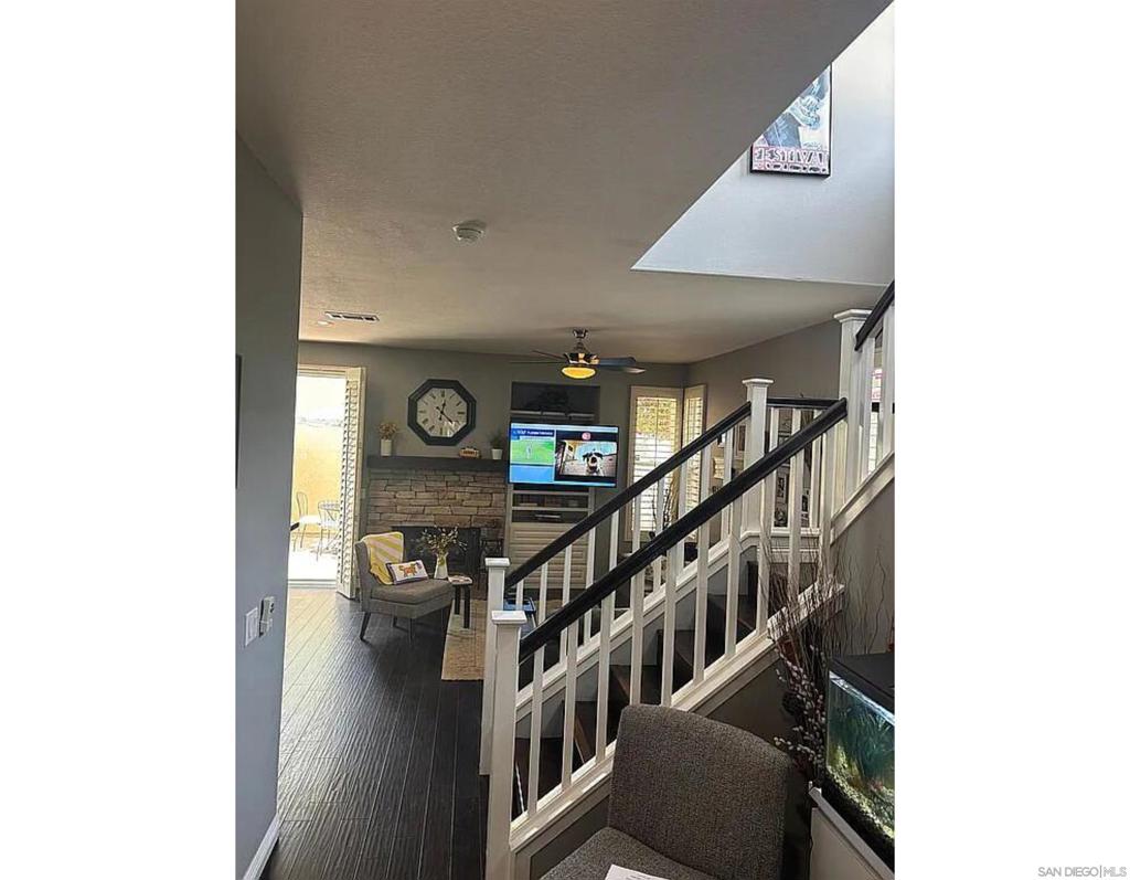 2995 W Canyon