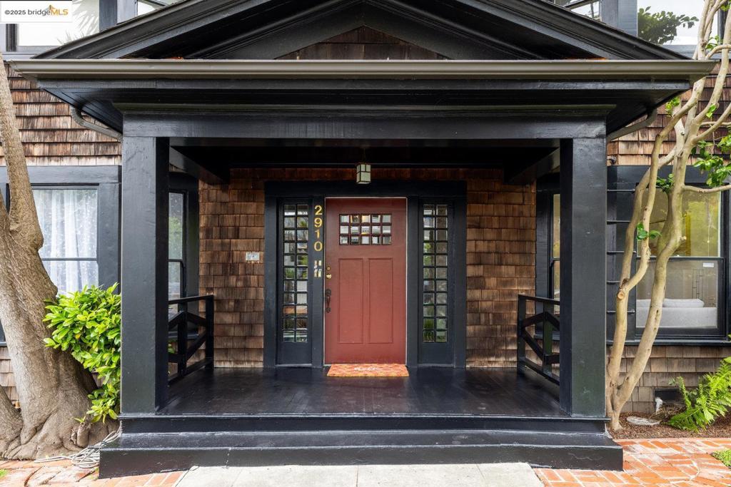 ELMWOOD - Residential