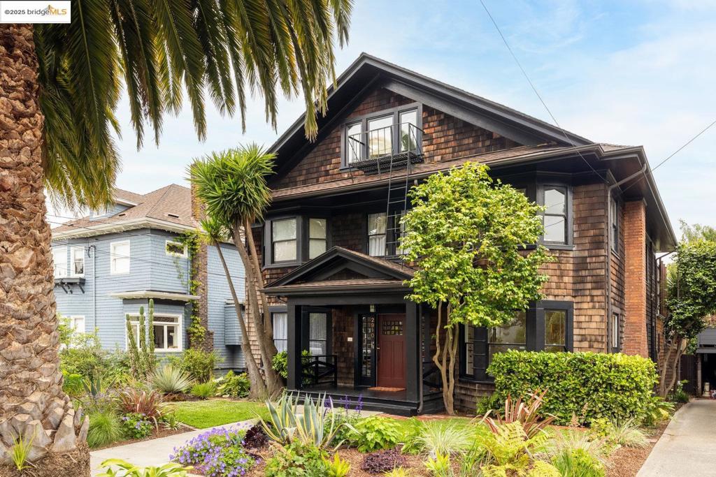ELMWOOD - Residential