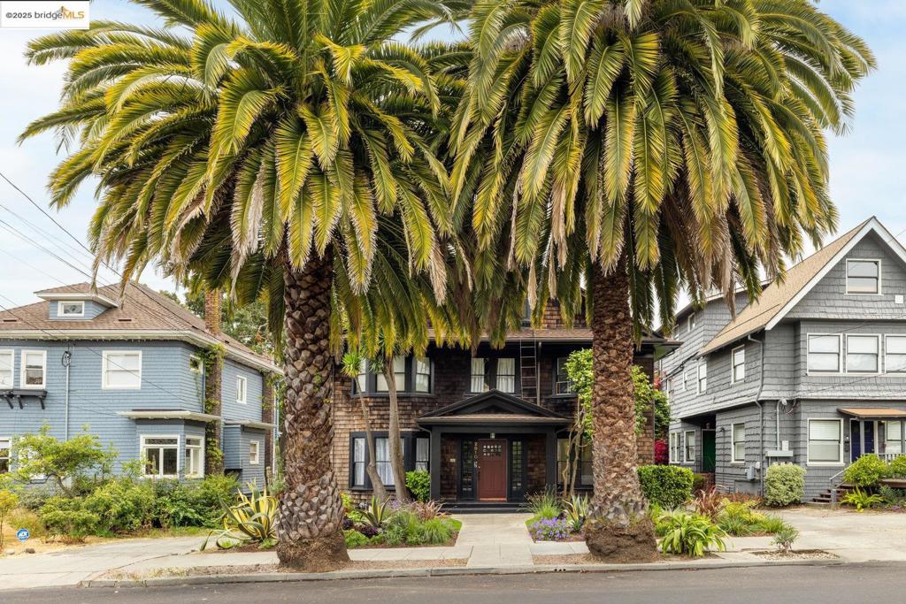 ELMWOOD - Residential