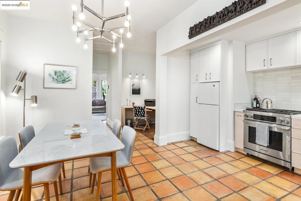 ELMWOOD - Residential