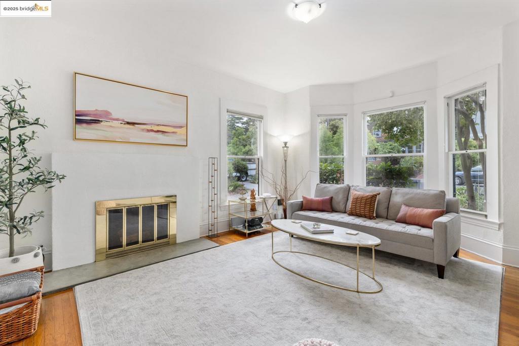 ELMWOOD - Residential